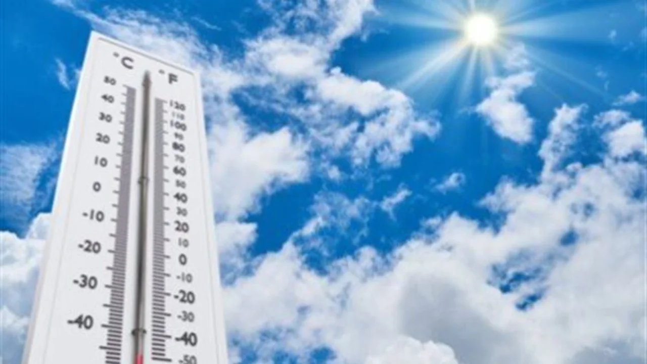 تحذير بحري.. أمواج الإسكندرية ترتفع 3.5 متر وسط حالة تأهب قصوى للأرصاد الجوية